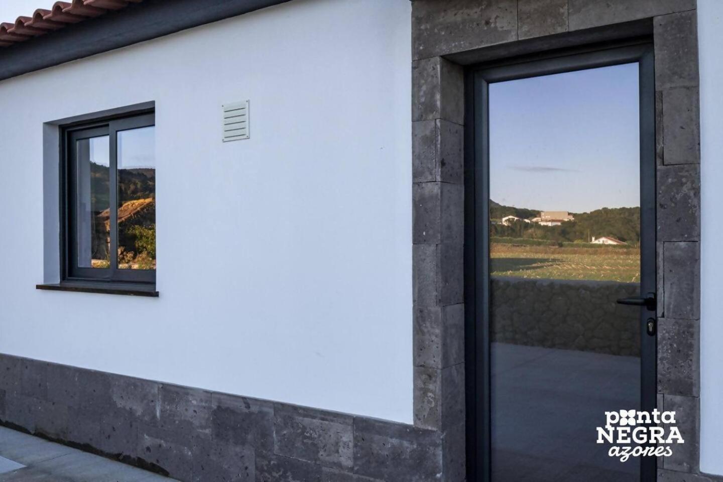 Beer House By Pontanegraazores Altares ภายนอก รูปภาพ