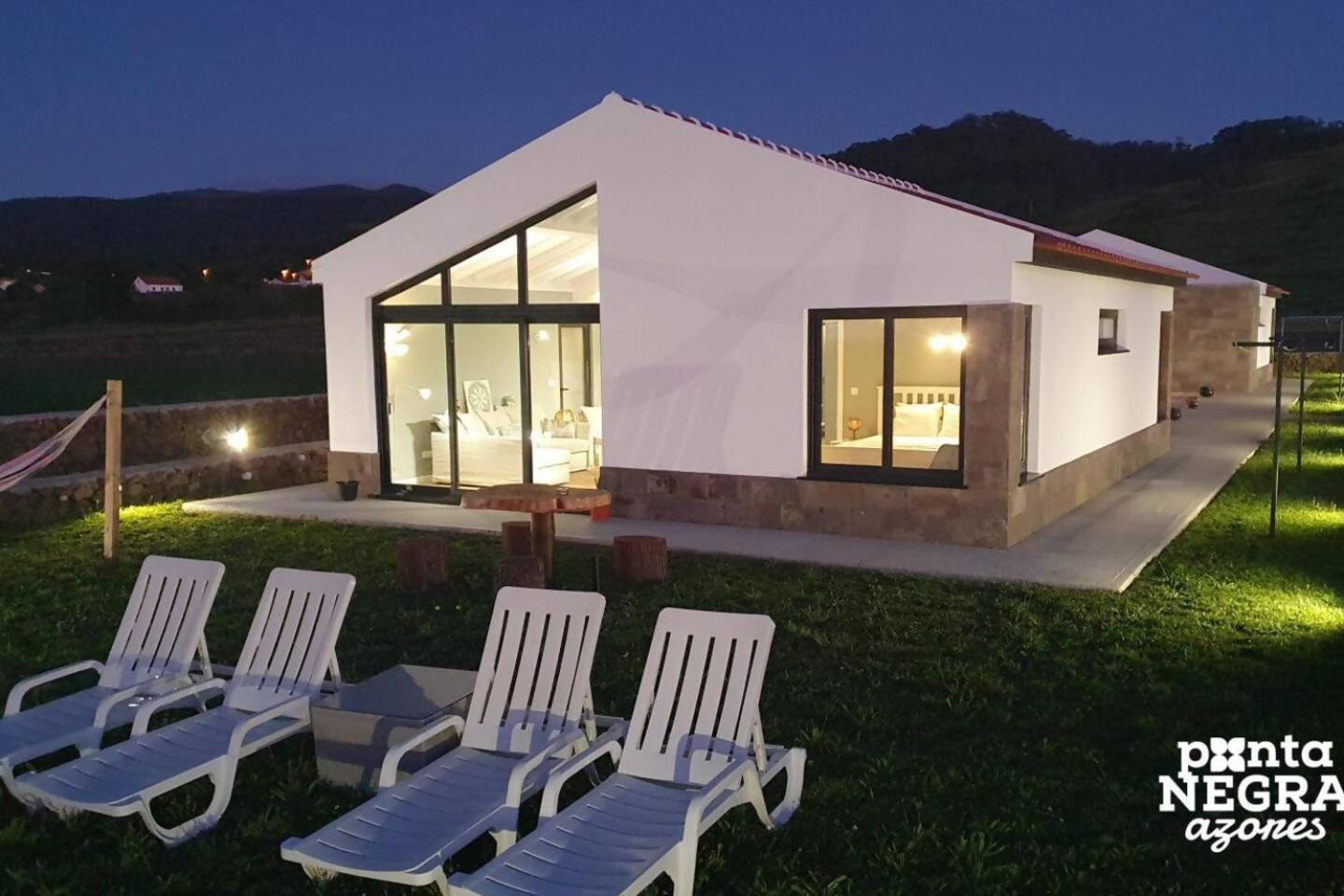 Beer House By Pontanegraazores Altares ภายนอก รูปภาพ